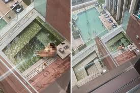 Evli cütlük məşhur otelin hovuzunda  cinsi əlaqədə oldu- FOTO